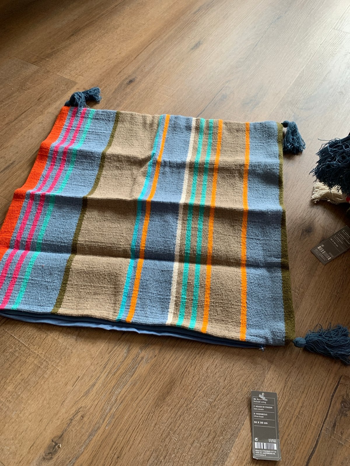 Nieuwe HEMA kussenhoezen met kwastjes, diverse kleuren, Meerkleurig, Met print, Nieuw, Ophalen of Verzenden