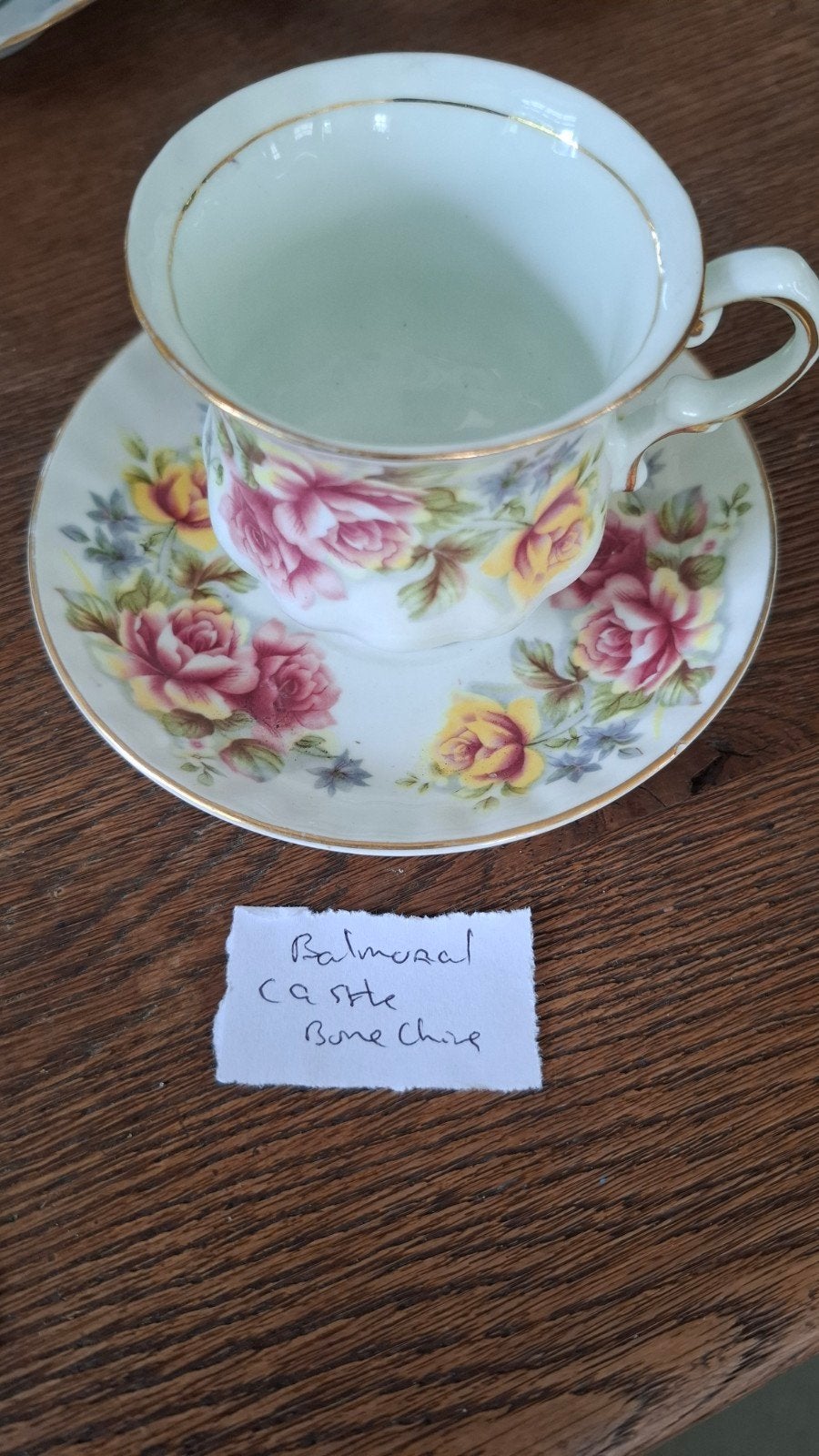 vintage porselein kop en schotel Balmoral Castle, Ophalen, Zo goed als nieuw, Porselein, Kop en/of schotel