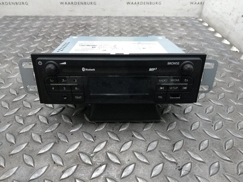 OPEL VIVARO RADIO 2015, Ophalen of Verzenden, Gebruikt, ARN erkend