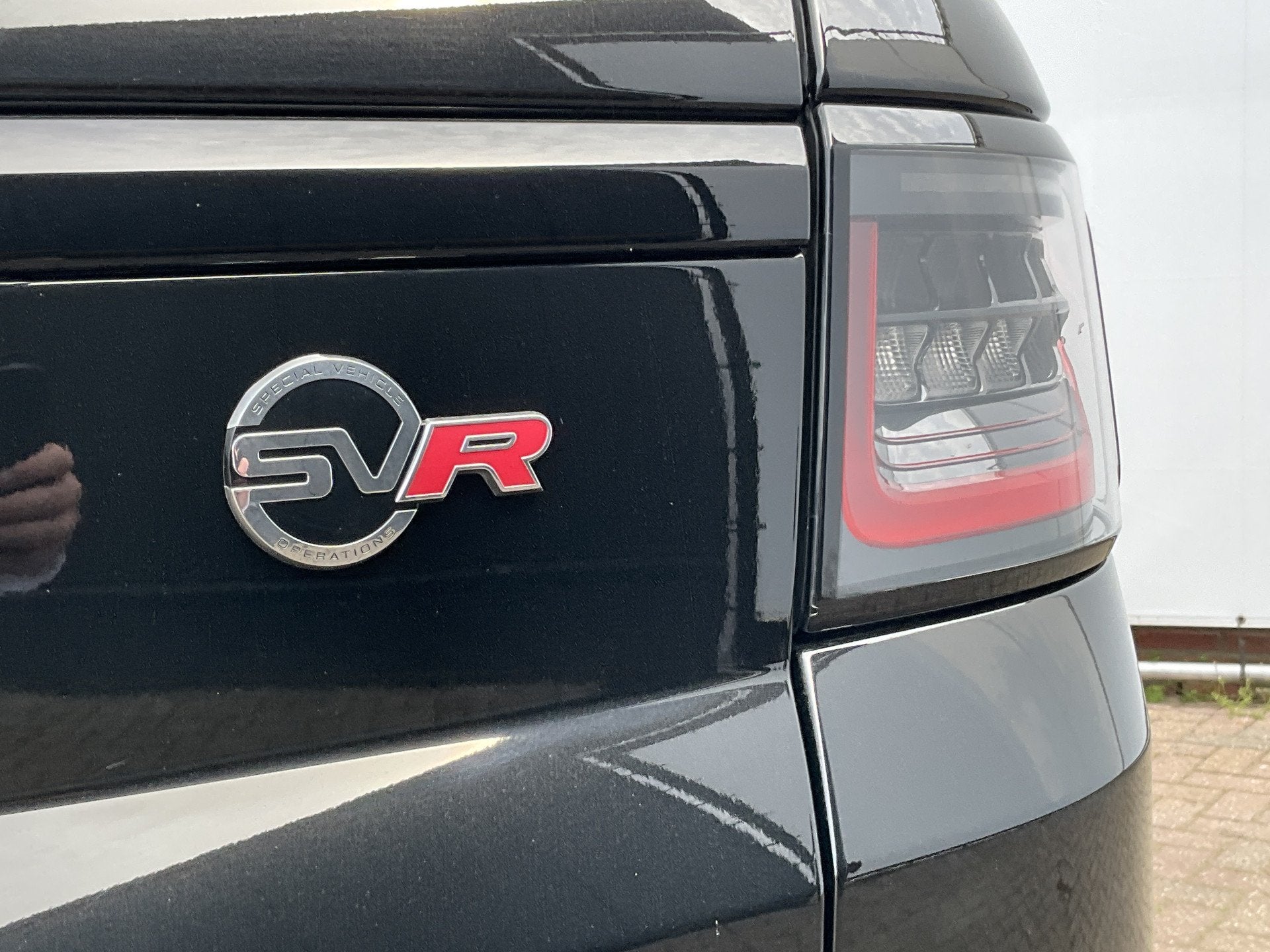 Foto 36 van Land Rover Range Rover Sport 5.0 V8 SC SVR 575 Carbon Santor
