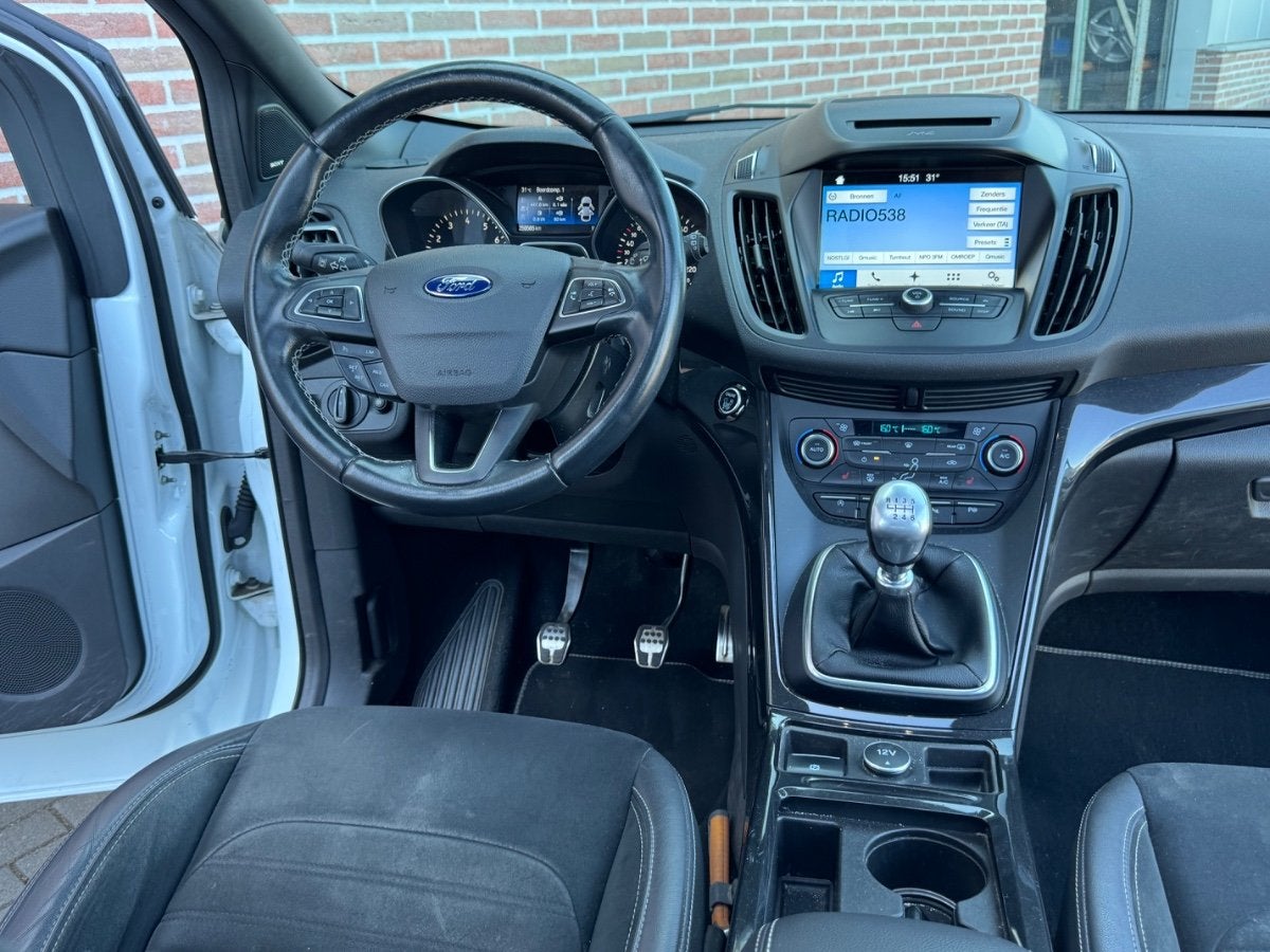 Ford Kuga 1.5 EcoBoost | ST Line | Pano | Navi | Camera | Tr, Auto's, Euro 6, 4 cilinders, Wit, Origineel Nederlands