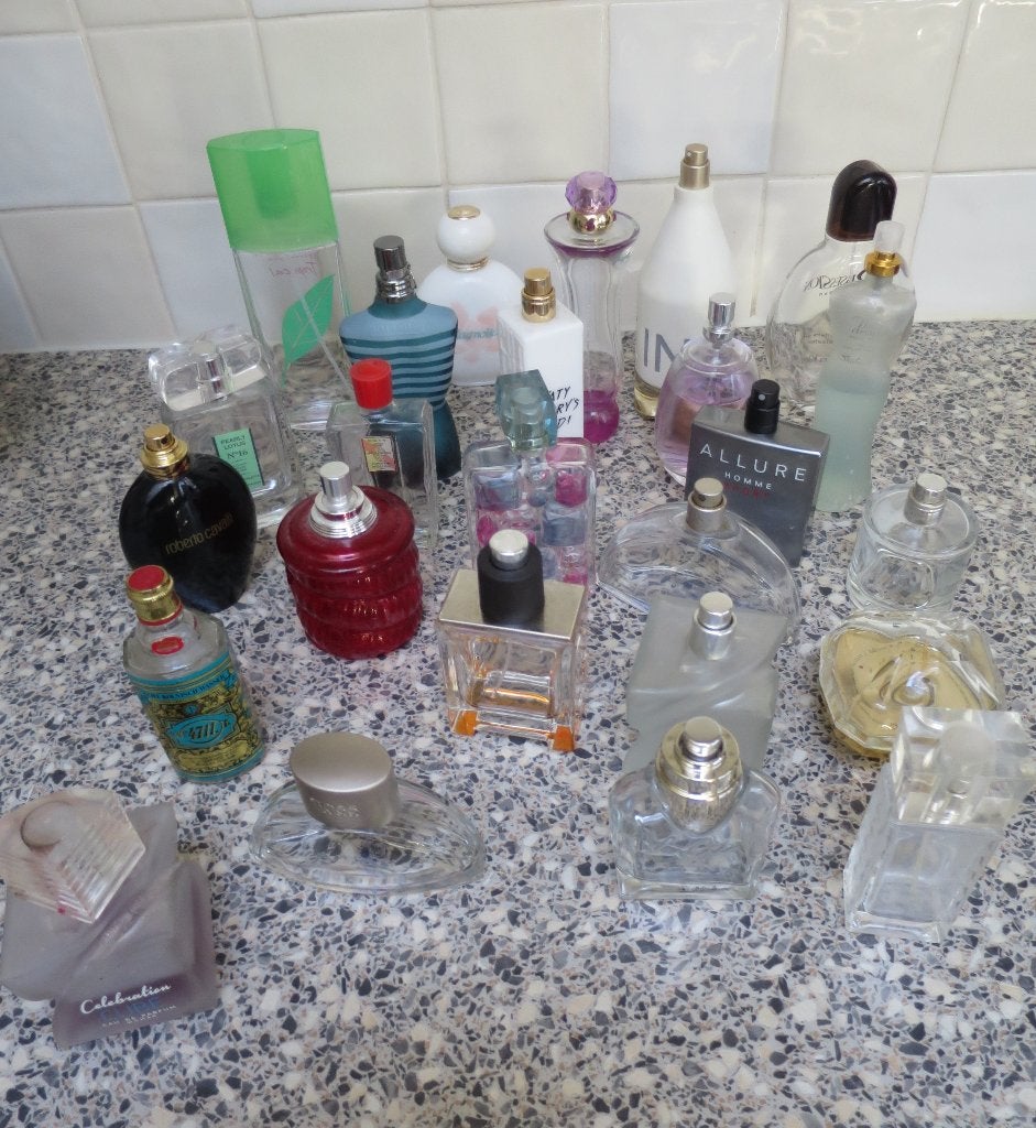 (Partij 2) Doosje met parfumflesjes, Ophalen, Nieuw