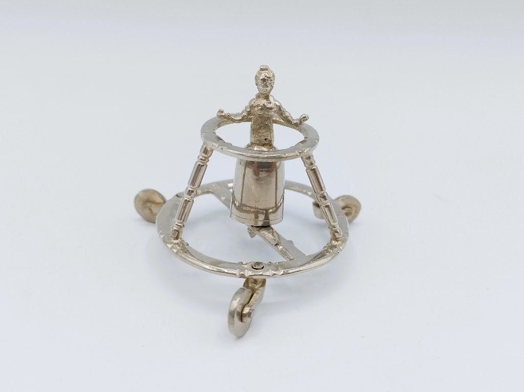 Zilveren miniatuur loopstoel, A. van Geffen, Amsterdam, 1740