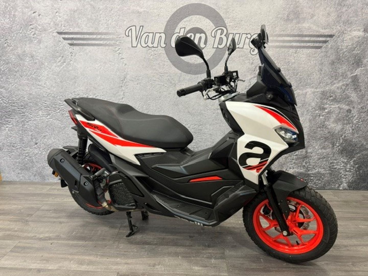 APRILIA SR GT 200 SPORT, Scooter, Bedrijf, Onbekend, APRILIA