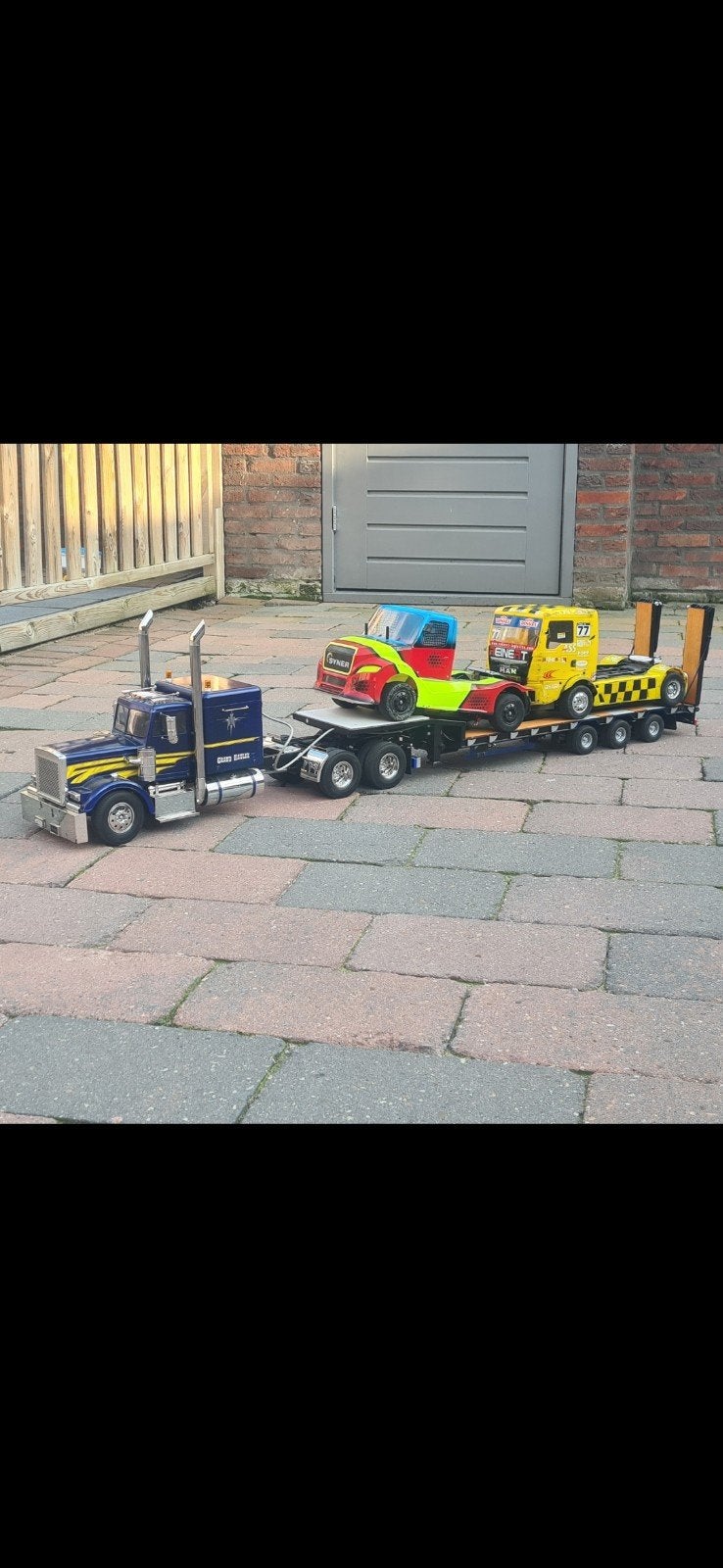 RC Vrachtwagen met Licht en Geluidsmodule, Ophalen