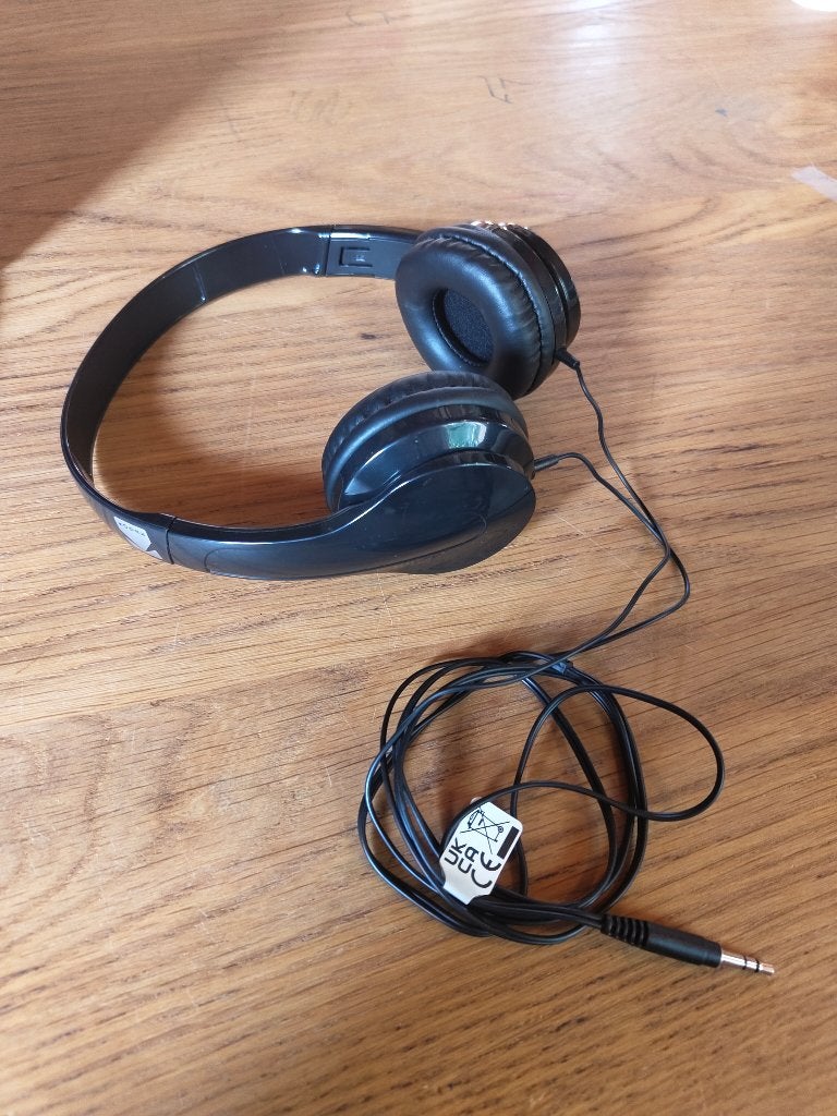 koptelefoon, Ophalen of Verzenden, Zo goed als nieuw, Op oor (supra aural), Overige merken