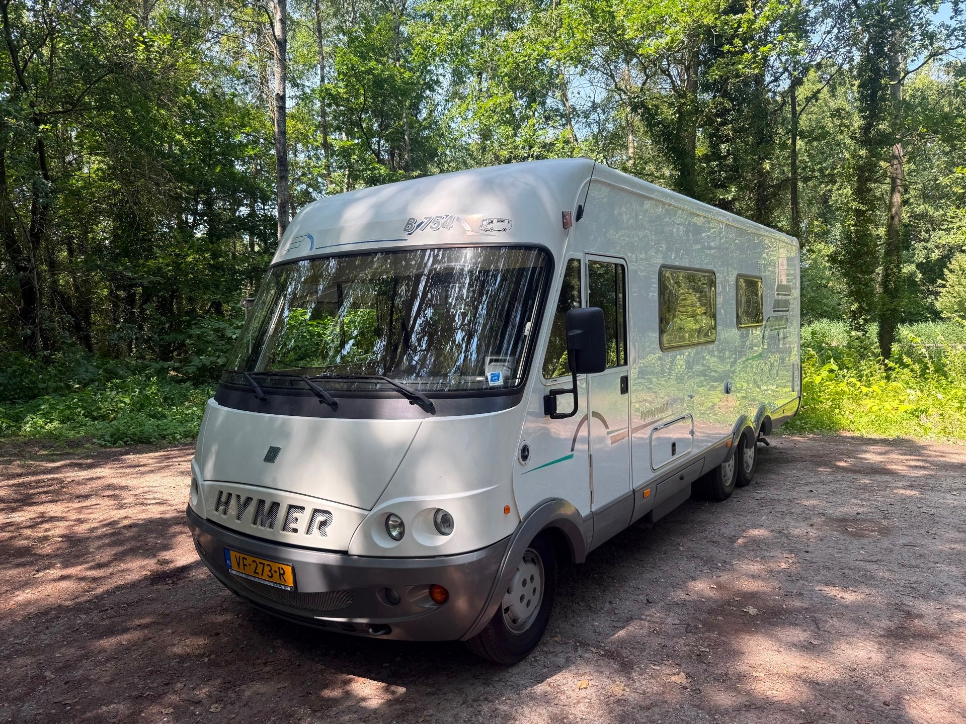 HYMER B 754 B RIJBEWIJS 2x AIRCO NIEUWE APK EN BEURT WEINIG, Caravans en Kamperen, Campers, Integraal, Bedrijf, Hymer, Airconditioning