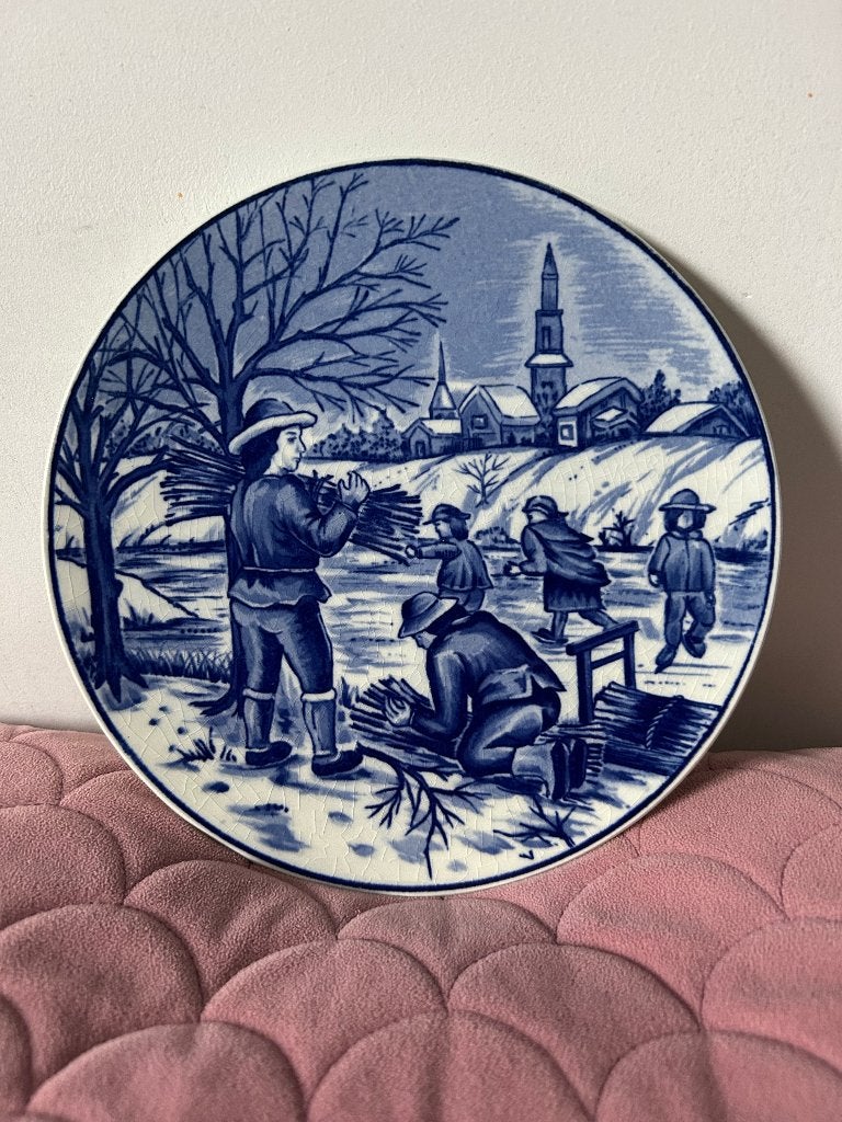 Delfts blauw bord, Ophalen