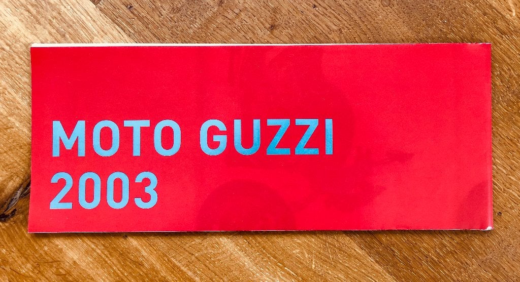 Moto Guzzi 2003 posterfolder, Boeken, Motoren, Nieuw, Merk of Model, Ophalen of Verzenden
