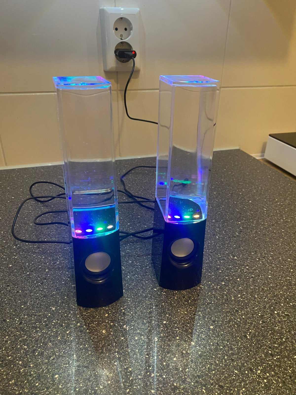 Waterdansende speakers met LED-verlichting, Audio, Tv en Foto, Luidsprekers, Overige merken, Stereo speakers, Gebruikt, Ophalen of Verzenden