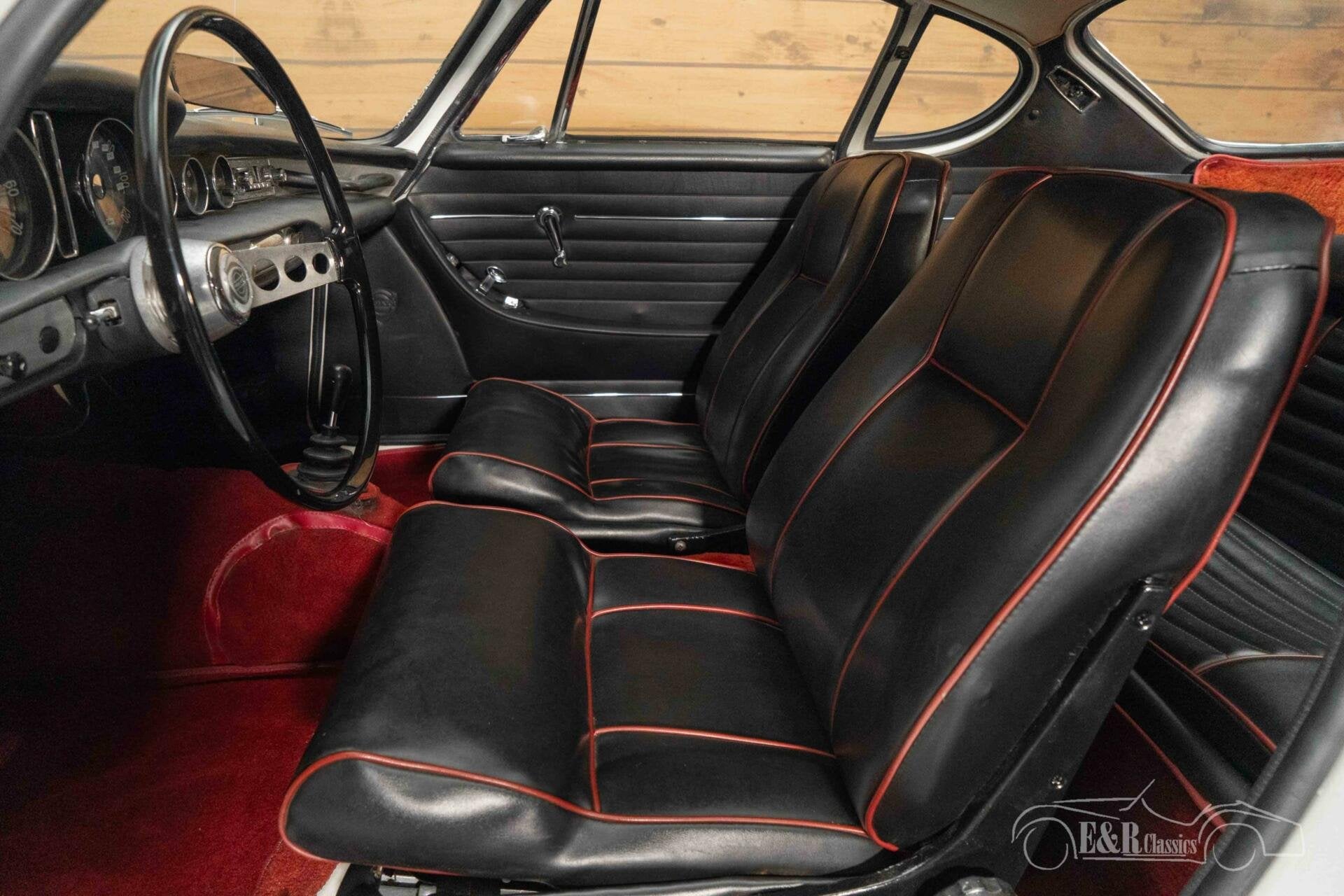 Volvo P1800 S | Gerestaureerd | Historie bekend | 1965, foto 11