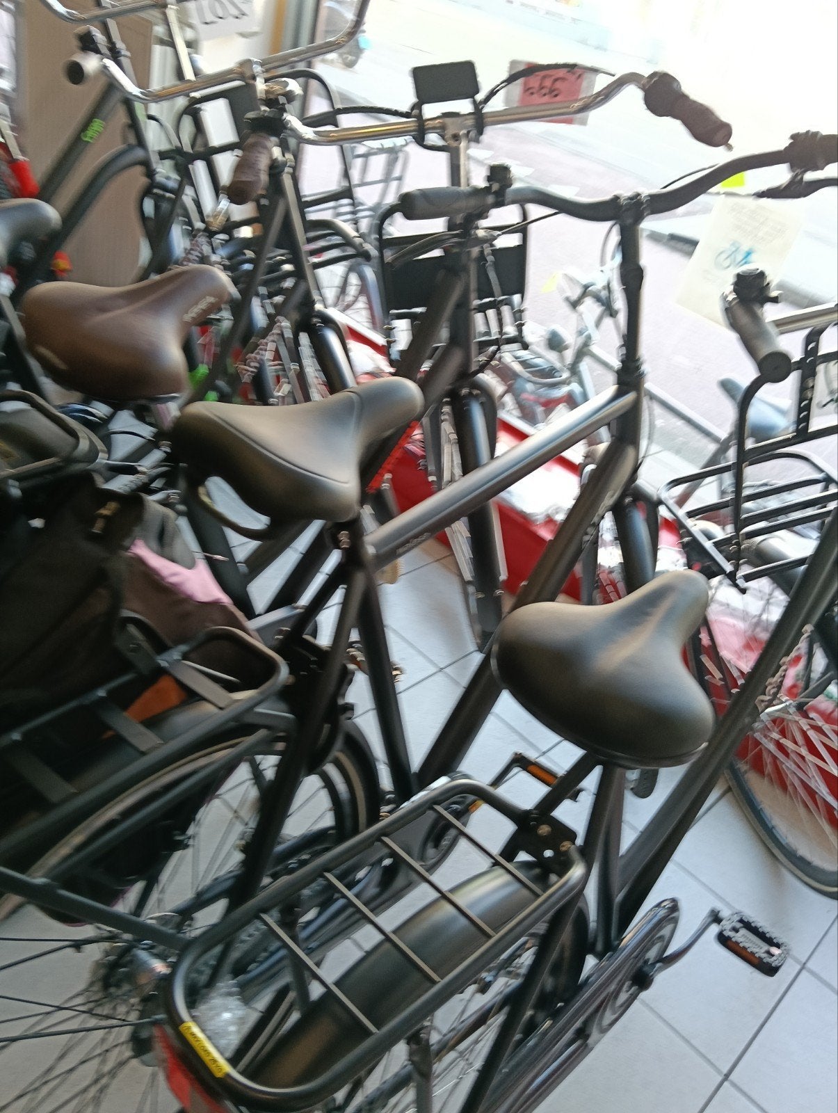 Foto 23 van van klein tot groot nieuw en tweedehands fietsen vanaf 100 e