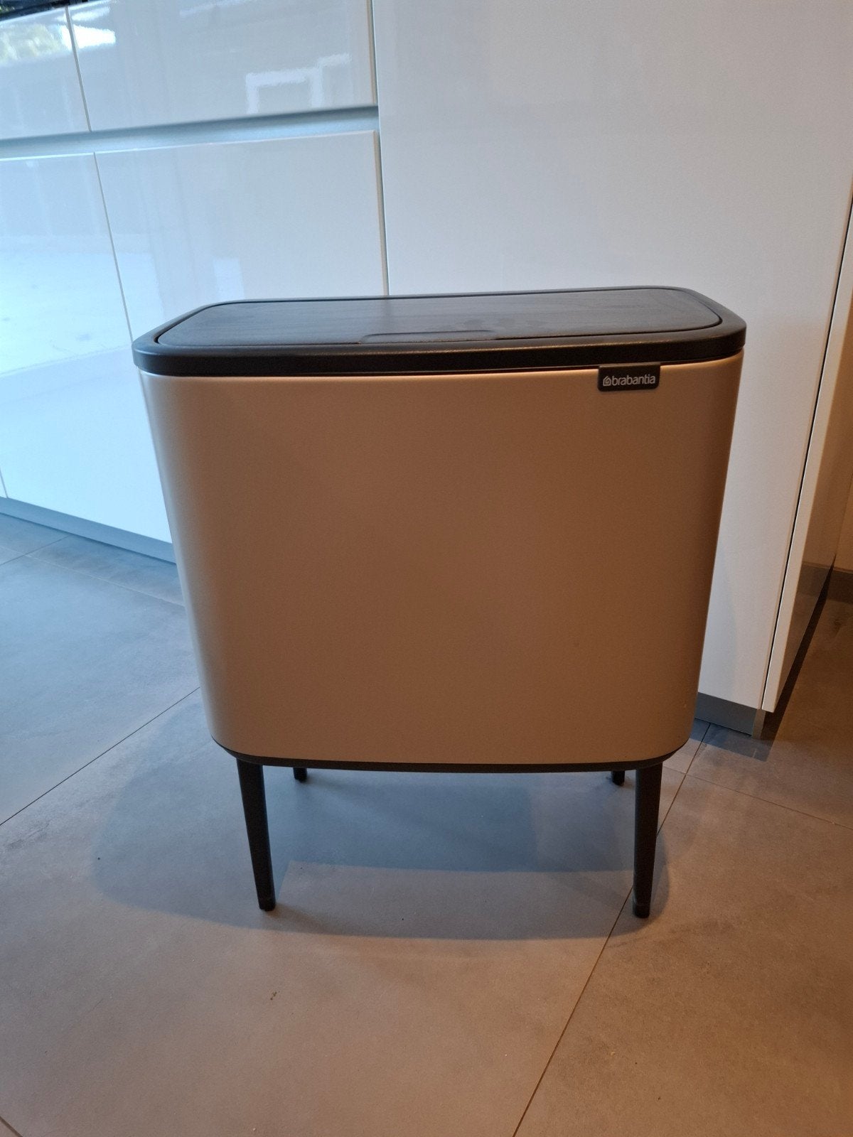 Brabantia Bo Prullenbak - Zo goed als nieuw, Ophalen, 50 – 75, Zo goed als nieuw, Metaal