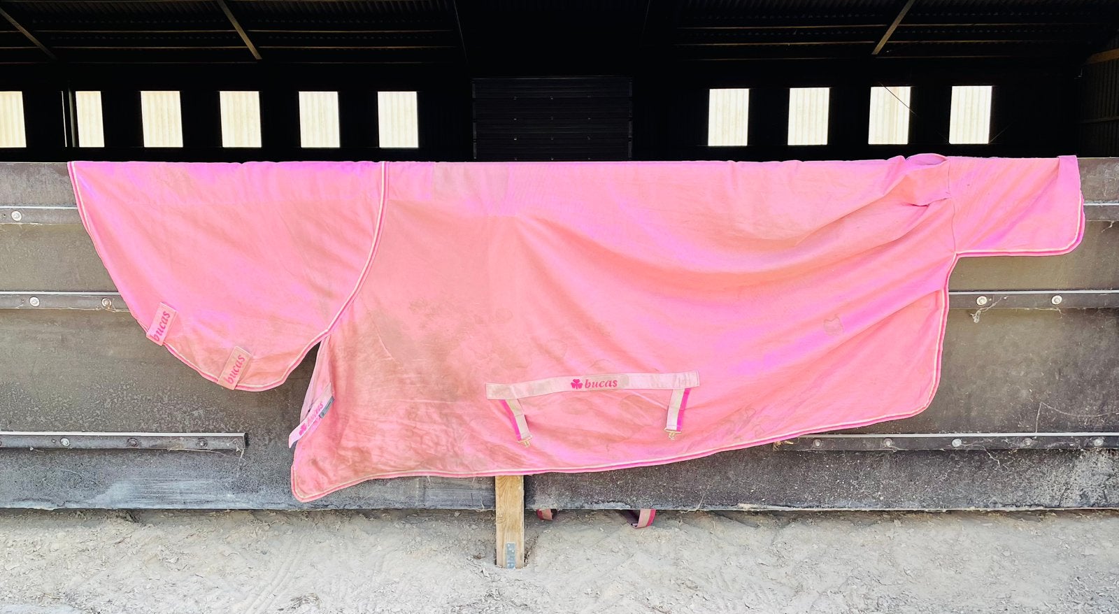 Bucas Freedom roze vliegendeken met vaste hals maat 7.0, Kruissingels, Gebruikt, Vliegendeken, Ophalen of Verzenden