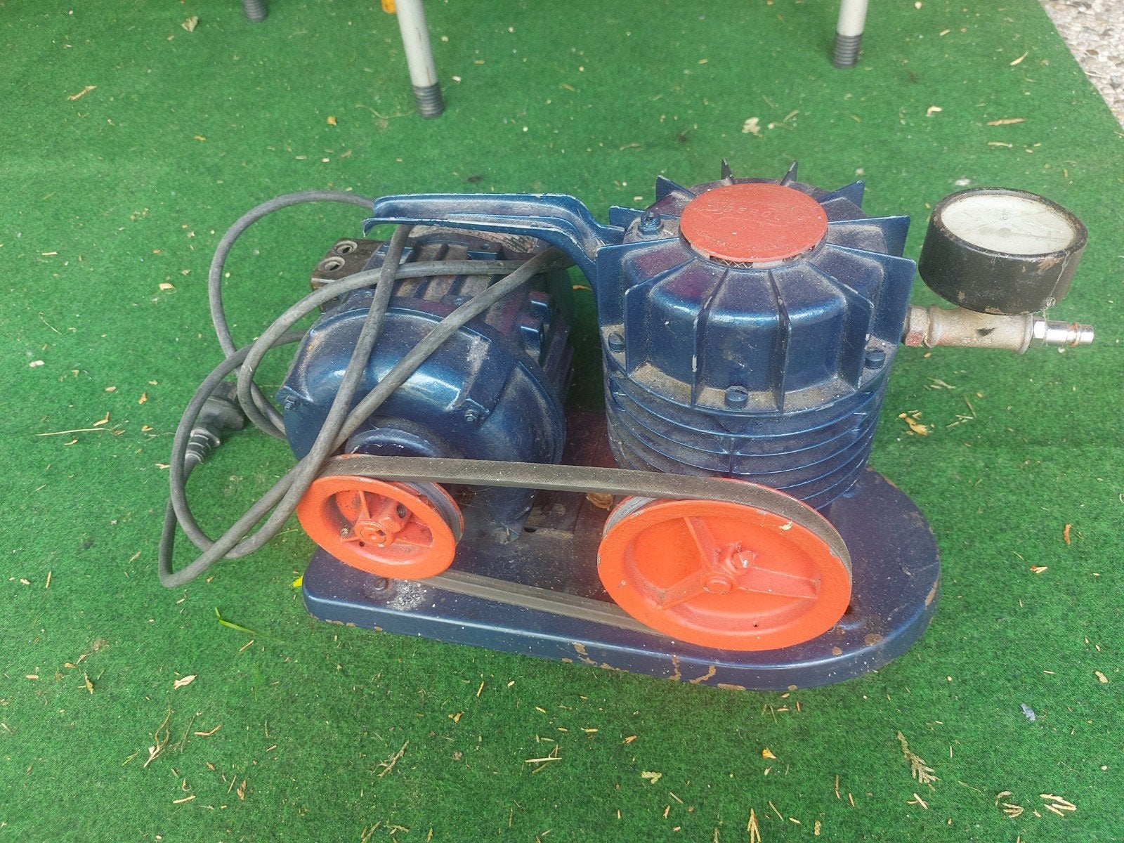 Oude compressor werk perfect, Ophalen of Verzenden, Zo goed als nieuw