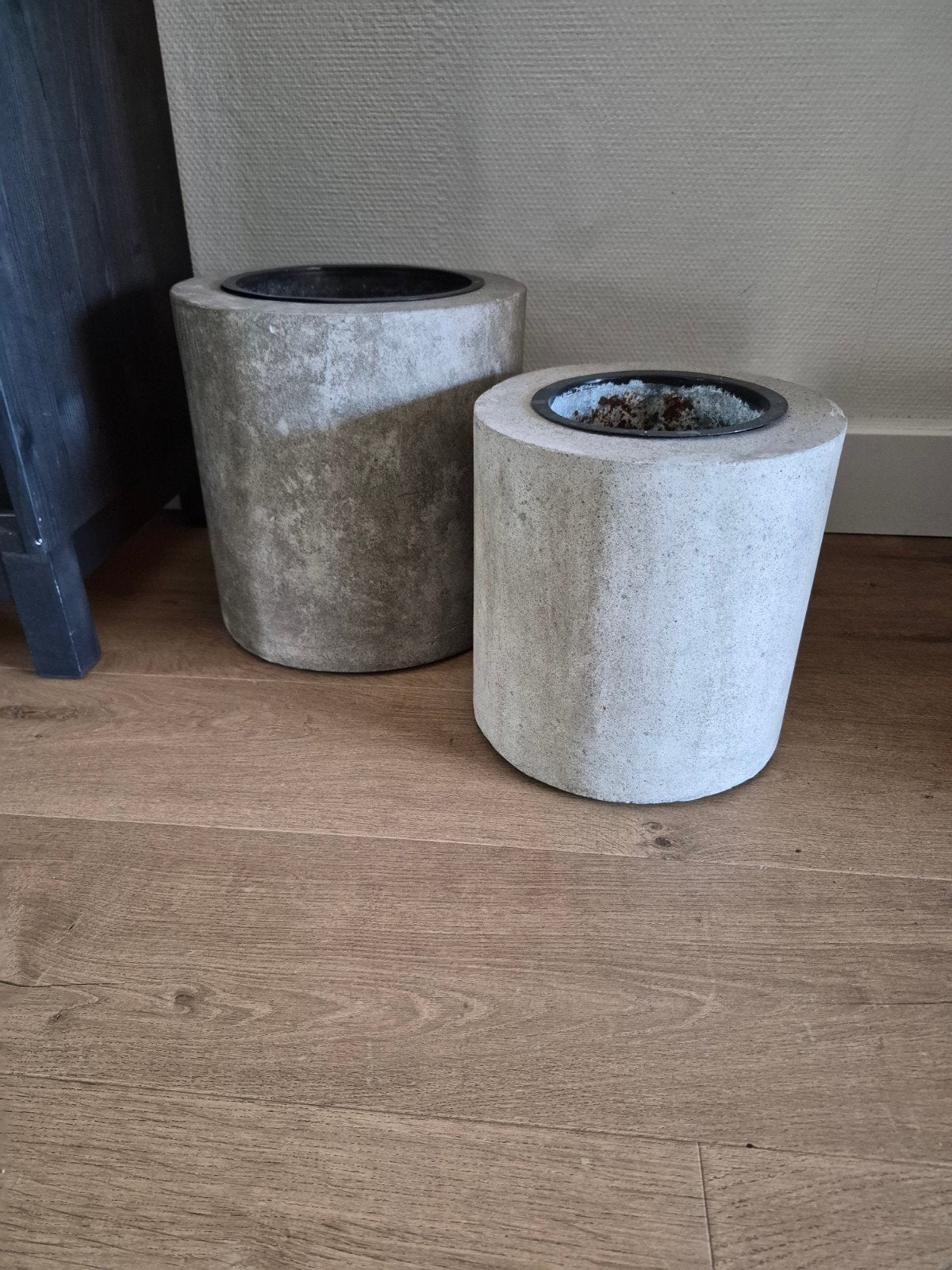 Betonnen plantenbakken met metalen inzetpotten, Ophalen, Gebruikt, Minder dan 30 cm, Minder dan 60 cm