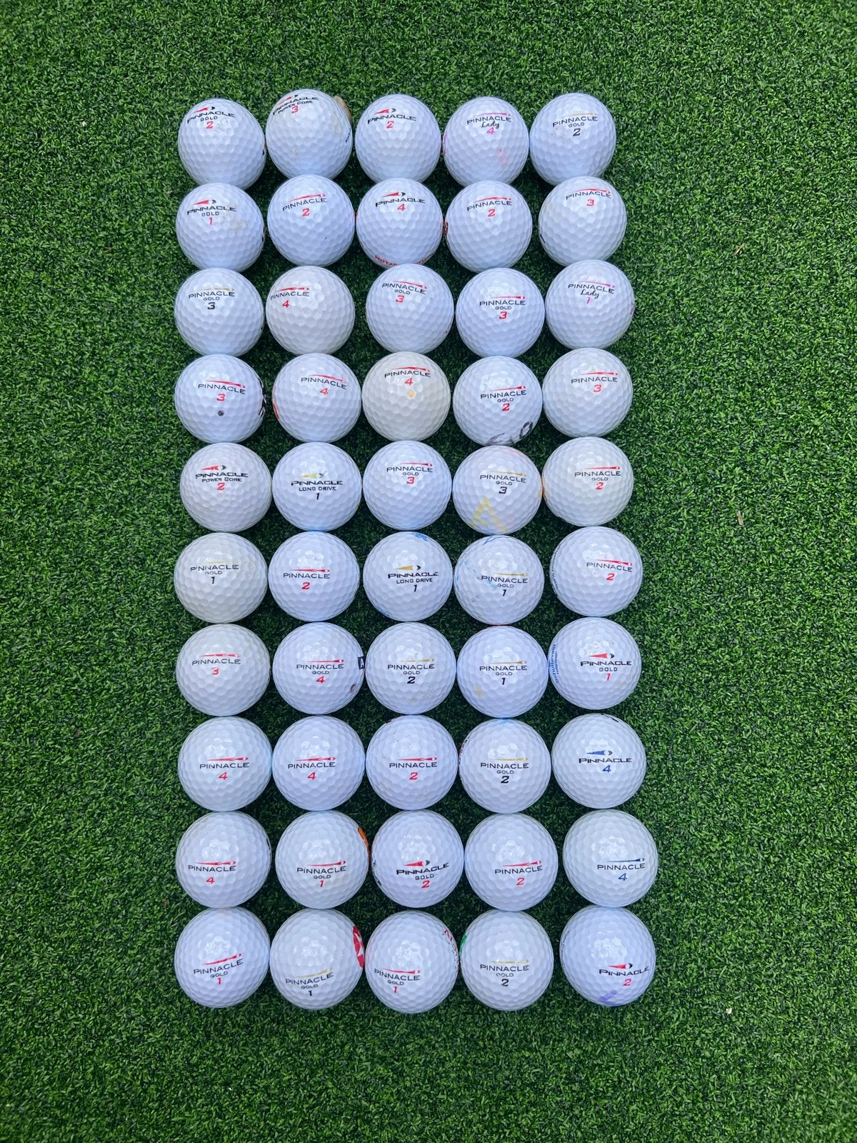 50 Pinnacle Gold golfballen - Gereinigd en gecontroleerd, Ophalen of Verzenden, Zo goed als nieuw, Bal(len), Overige merken
