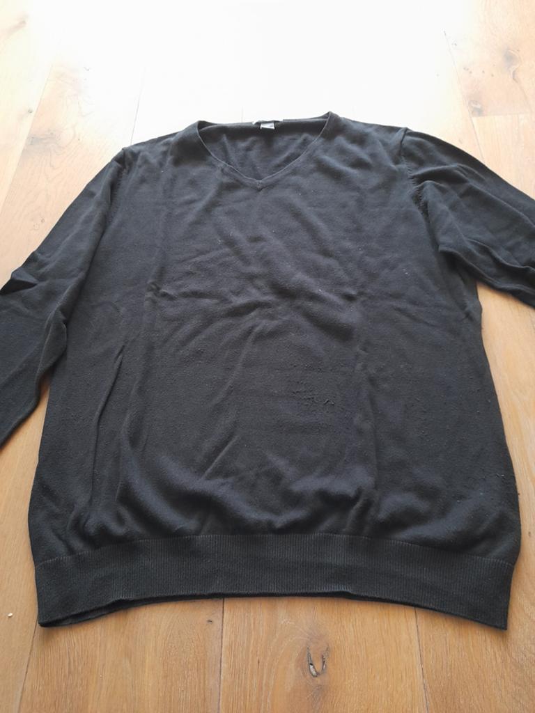 Bijna gratis gebruikte H&M heren trui zwart maat L, Kleding | Heren, Truien en Vesten, Ophalen of Verzenden, Maat 52/54 (L), Zwart