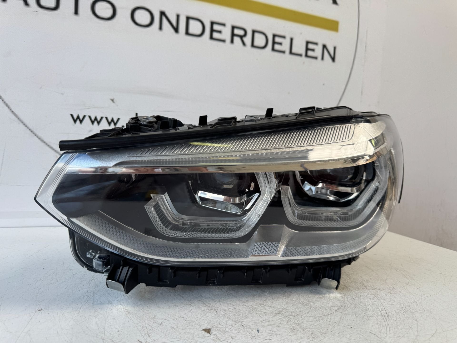 BMW X3 G01 X4 G02 ADAPTIVE LED KOPLAMP LINKS 7466119, Auto-onderdelen, Petuelring 130
80788  Munich, DE, Gebruikt, Info@bmw.de