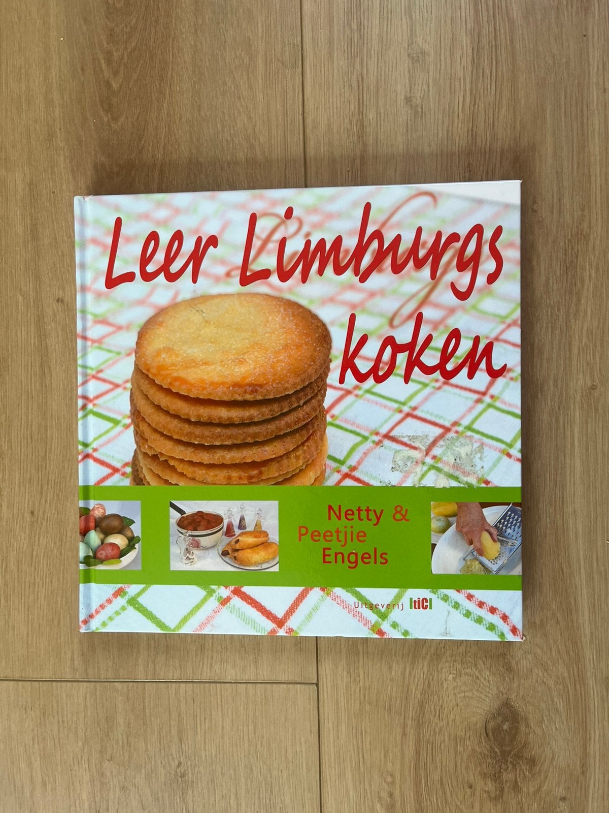Peetjie Engels - Leer Limburgs koken, Boeken, Kookboeken, Ophalen of Verzenden, Zo goed als nieuw, Peetjie Engels; Netty Engels-Geurts