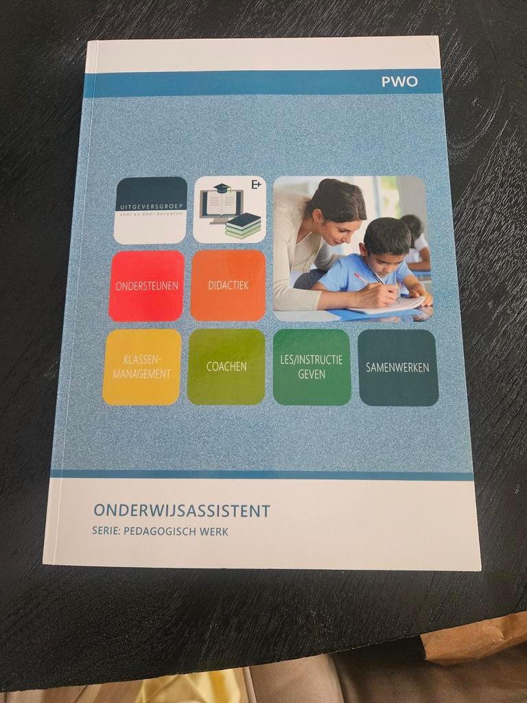 Onderwijsassistent serie pedagogisch werk, Ophalen of Verzenden, Zo goed als nieuw, Overige niveaus, Nederlands
