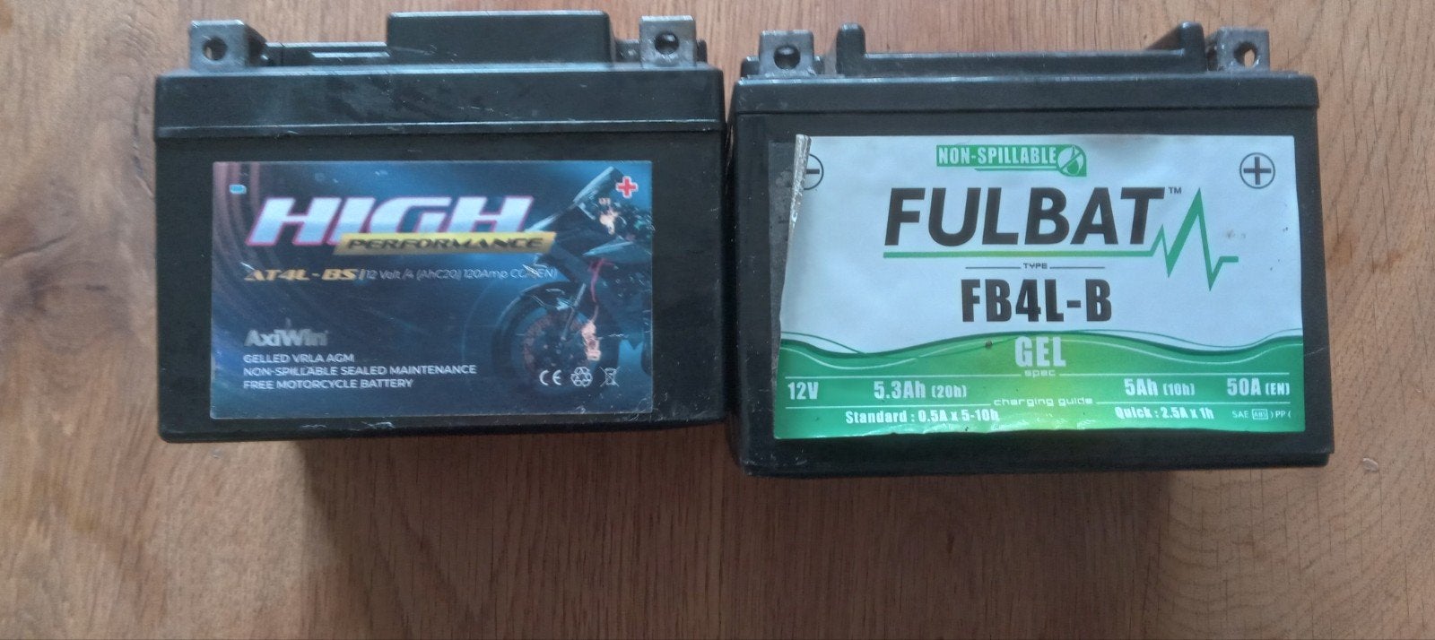 12V 4Ah & 12V 5.3Ah Motorfiets Accu's, Ophalen of Verzenden