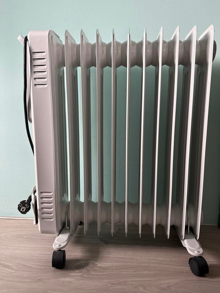 Sencys elektrische olieradiator 2500W, Zo goed als nieuw, Ophalen, Radiator, Minder dan 60 cm, Zo goed als nieuw
