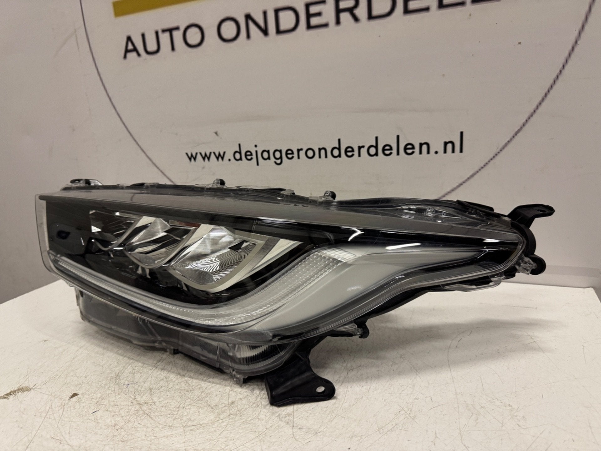 TOYOTA YARIS 4 P21 VOL LED KOPLAMP LINKS, Auto-onderdelen, Info@toyota.co.jp, Gebruikt, Toyota Motor Corporation, Toyota