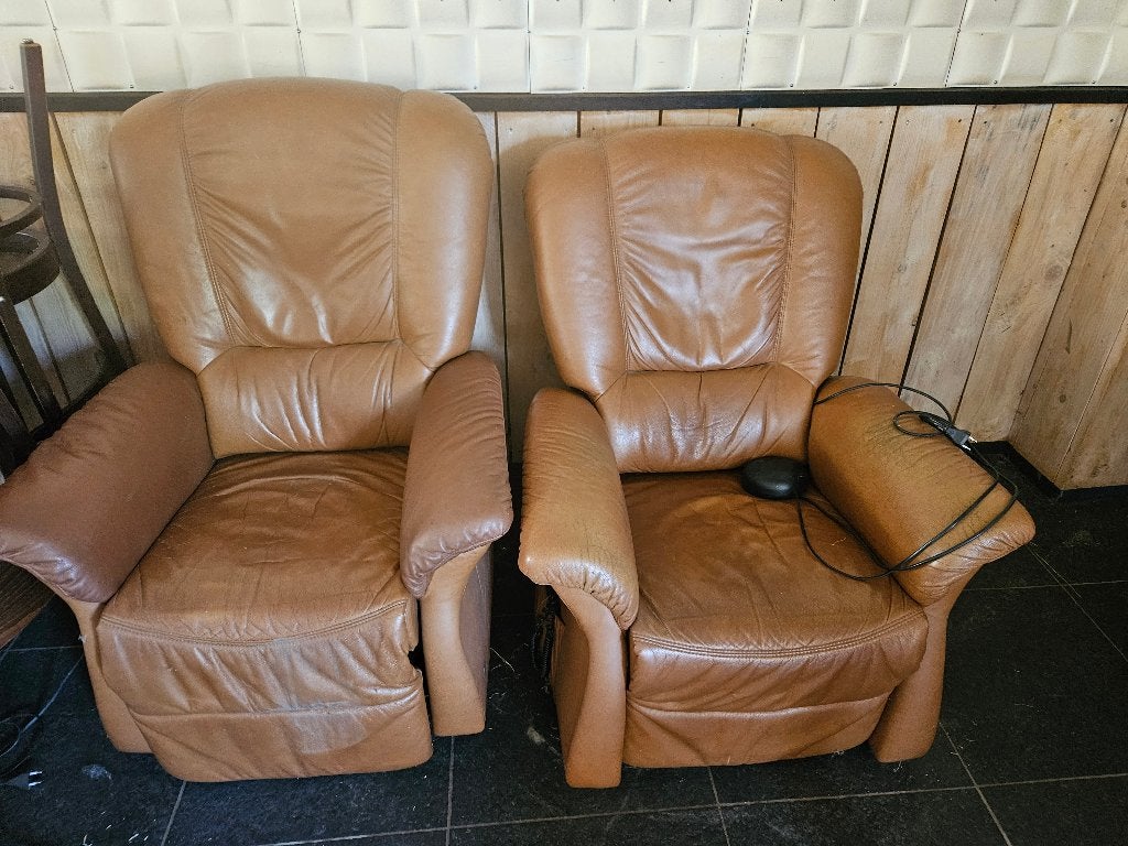 2 relax stoelen elektrisch en 2 zits bank, Huis en Inrichting, Ophalen, Gebruikt, 100 tot 125 cm, 75 tot 100 cm