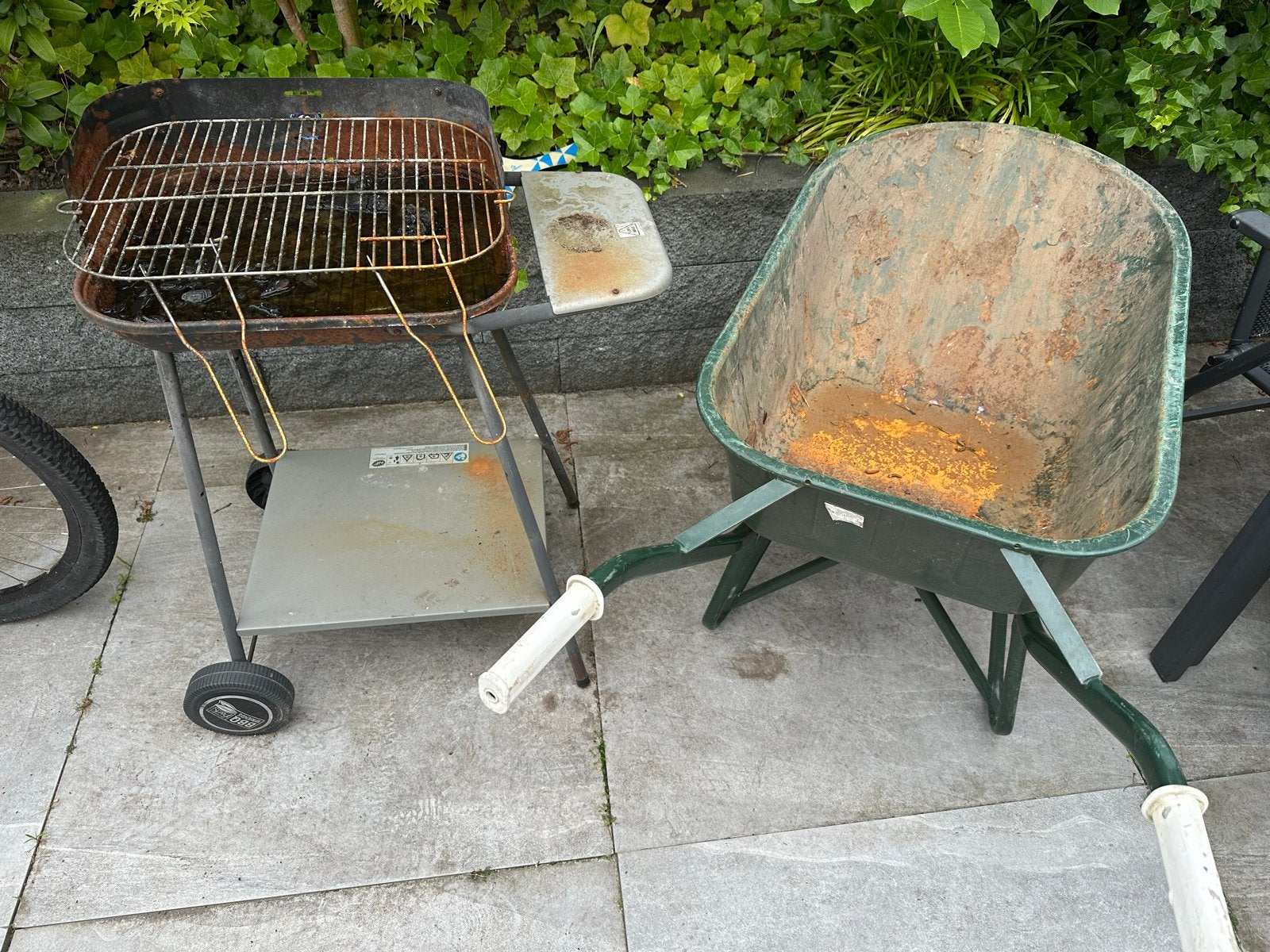 Gebruikte barbecue en kruiwagen, Ophalen of Verzenden, Gebruikt, Handmatig, Tweewielig