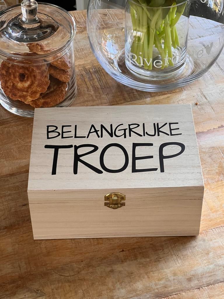 Leuke houten bewaardoos voor je “Belangrijke troep”, Ophalen of Verzenden, Nieuw, Overig