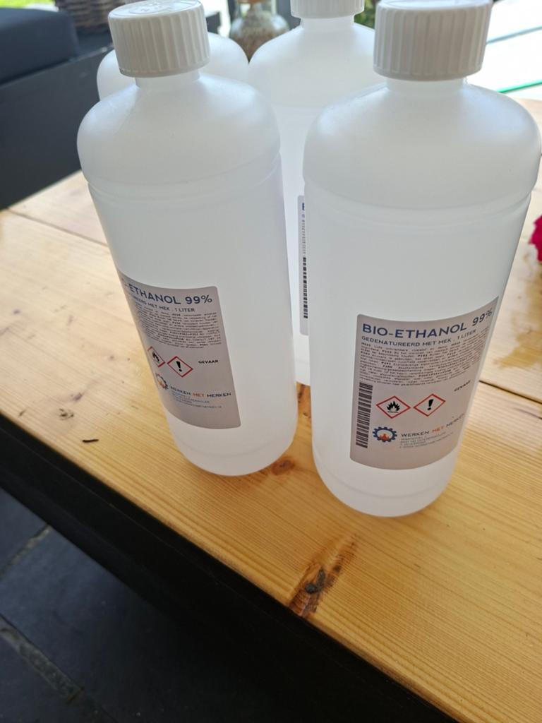 4 flessen bio-ethanol geschikt voor sfeerhaarden, Huis en Inrichting, Haarden, Ophalen of Verzenden, Vrijstaande haard, Overige soorten