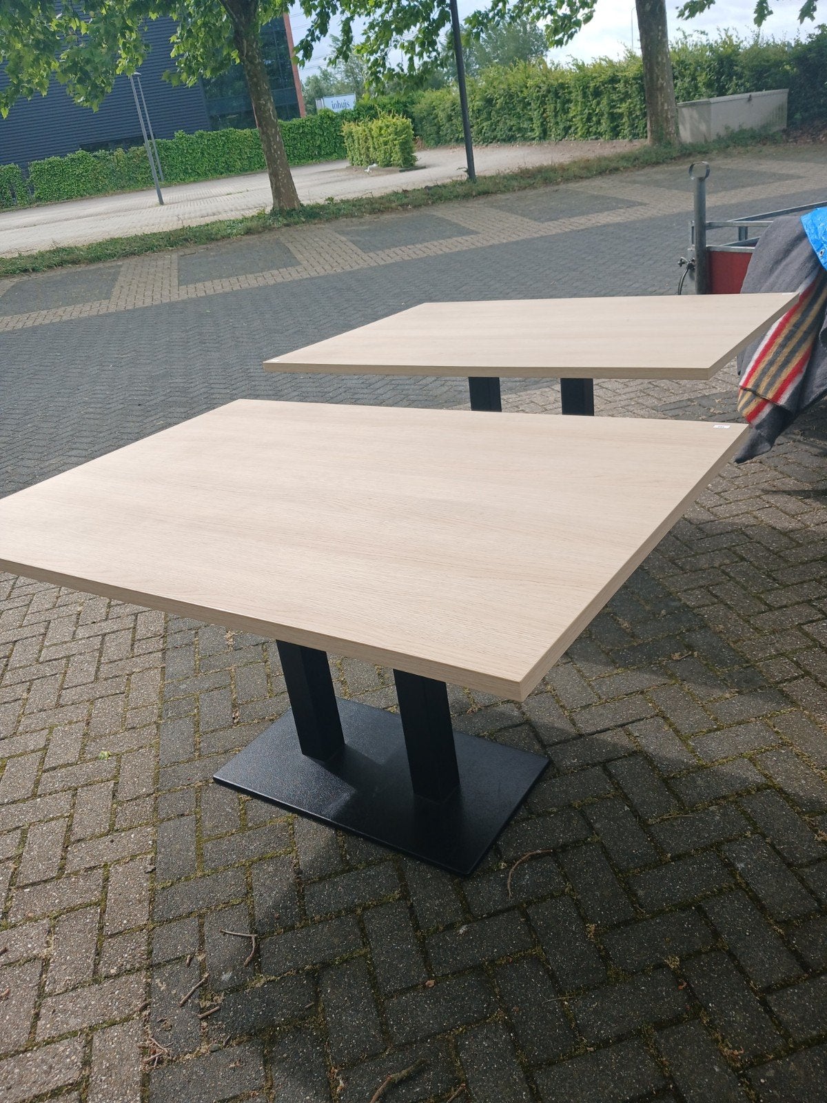 Pedrali tafel, Ophalen, Overige materialen, 50 tot 100 cm, Zo goed als nieuw