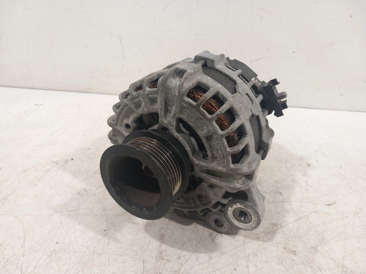 Dynamo Volvo V60, Auto-onderdelen, Onderdelen@venauto.nl, Van der Ven Autorecycling B.V., Gebruikt, Ettenseweg 76, 4706 PB Roosendaal, The Netherlands