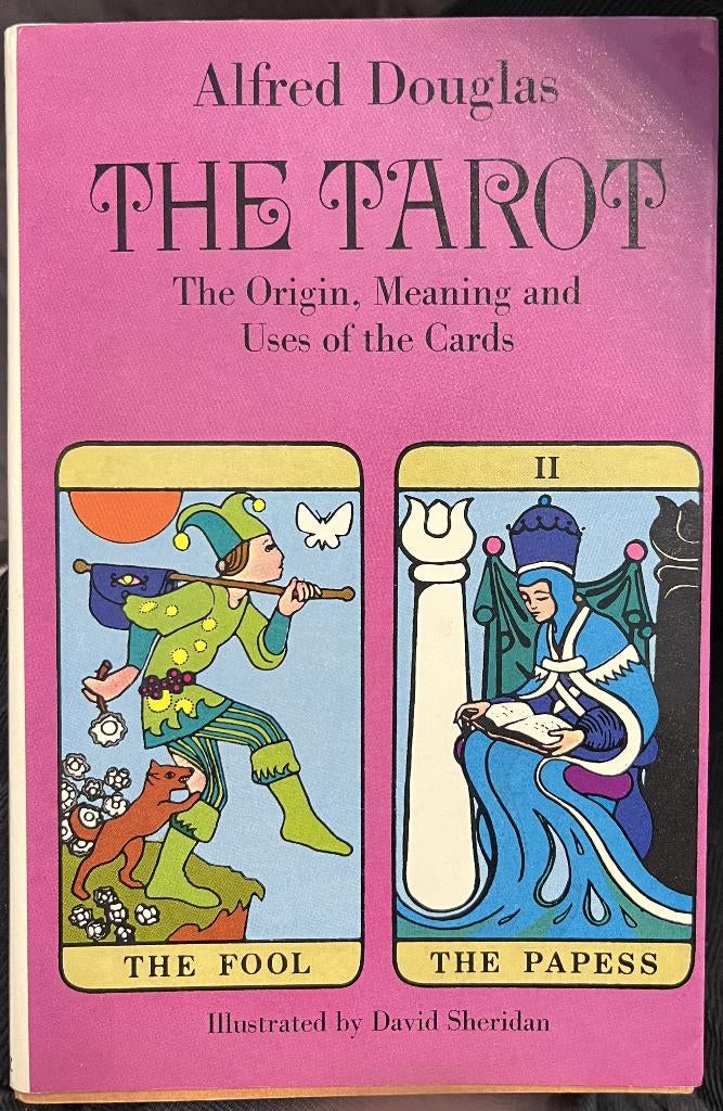 The tarot; The origin, Meaning and Uses of the Cards, Boeken, Gelezen, Alfred Douglas, Achtergrond en Informatie, Tarot of Kaarten leggen