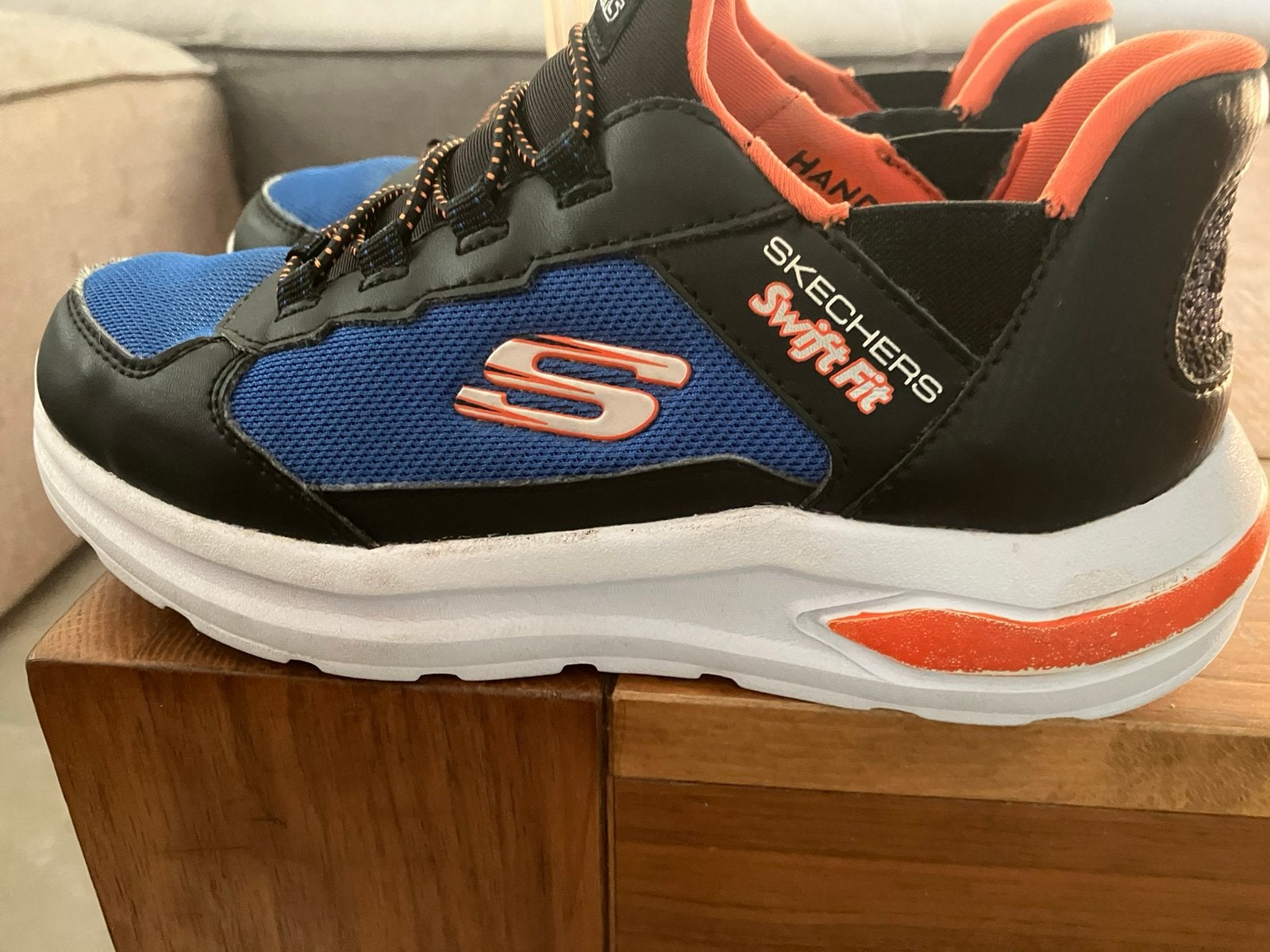 Slip in sketchers sneakers maat 31, Ophalen, Zo goed als nieuw, Jongen of Meisje, Schoenen