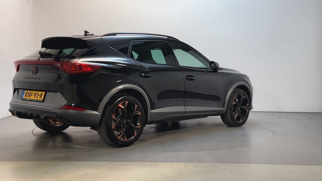 Cupra Formentor 1.4 e-Hybrid 245pk VZ Copper Edition Camera, Auto's, Cupra, Gebruikt, 4 cilinders, Leder en Stof, Zwart