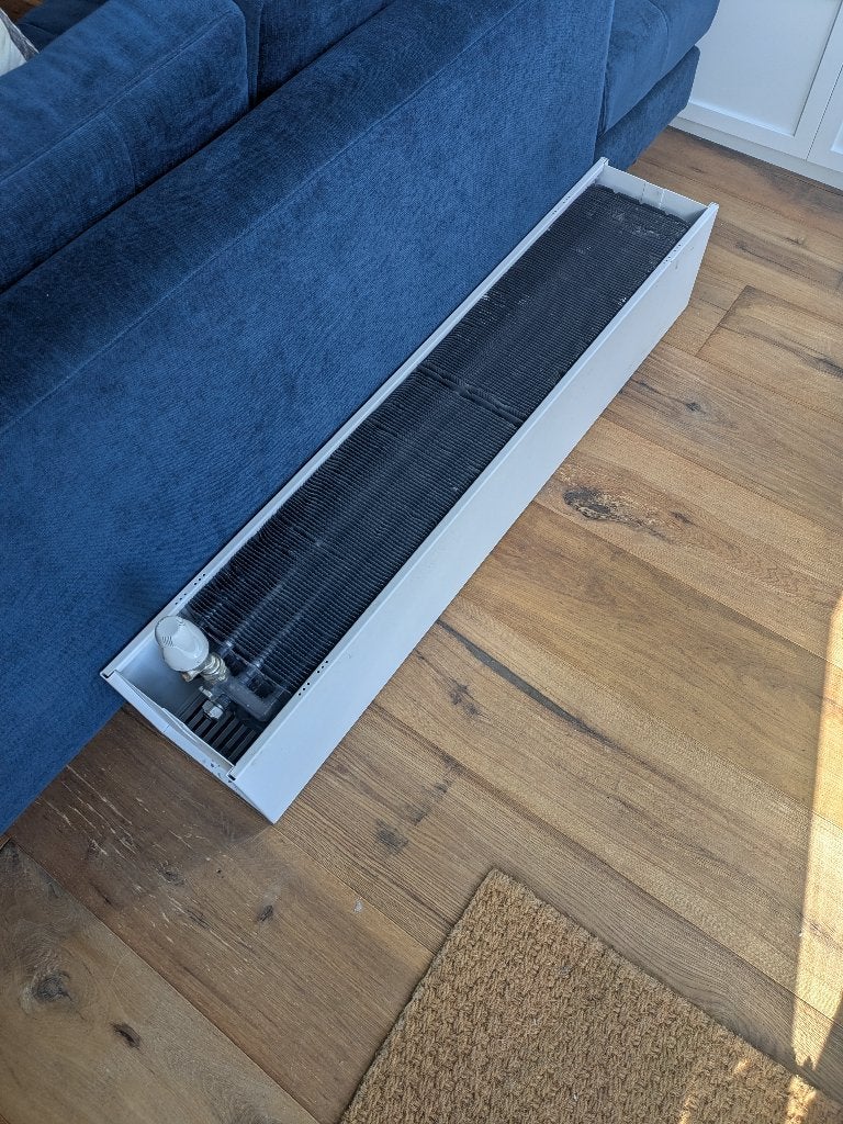 Jaga Mini convectorradiator, Ophalen, Gebruikt, Minder dan 30 cm, Radiator