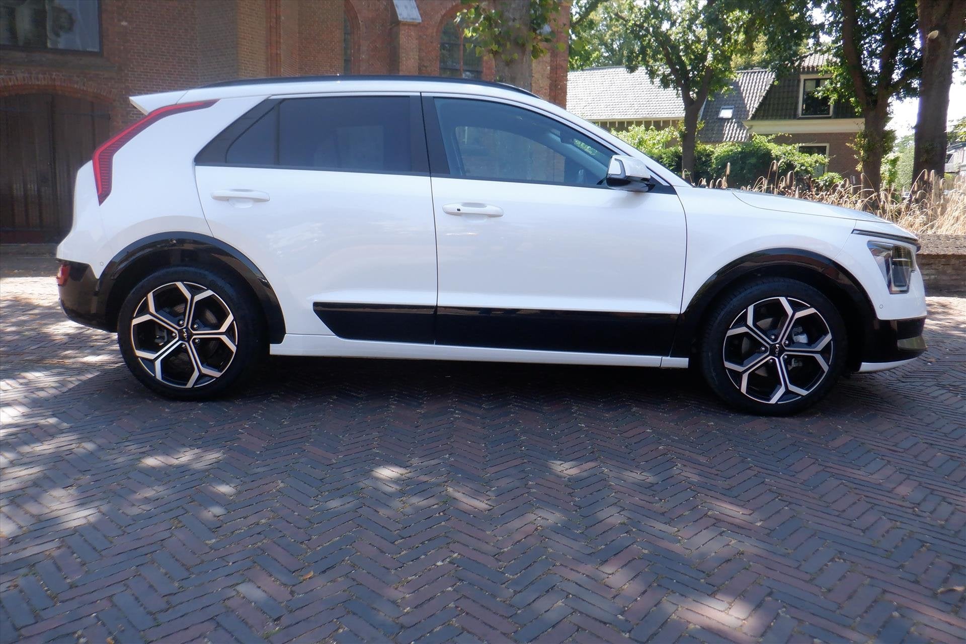 KIA Niro 1.6 GDi Plug-in Hybrid 183pk DCT6 Exe,LEER-PDC-STOE, Gebruikt, Wit, Leder, Bedrijf