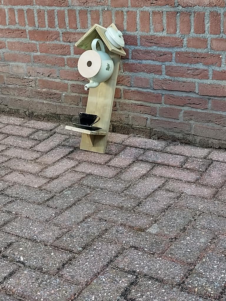 Unieke Vogel Voeder huisjes van Gerecyclede Theepotjes 2, Ophalen, Zo goed als nieuw