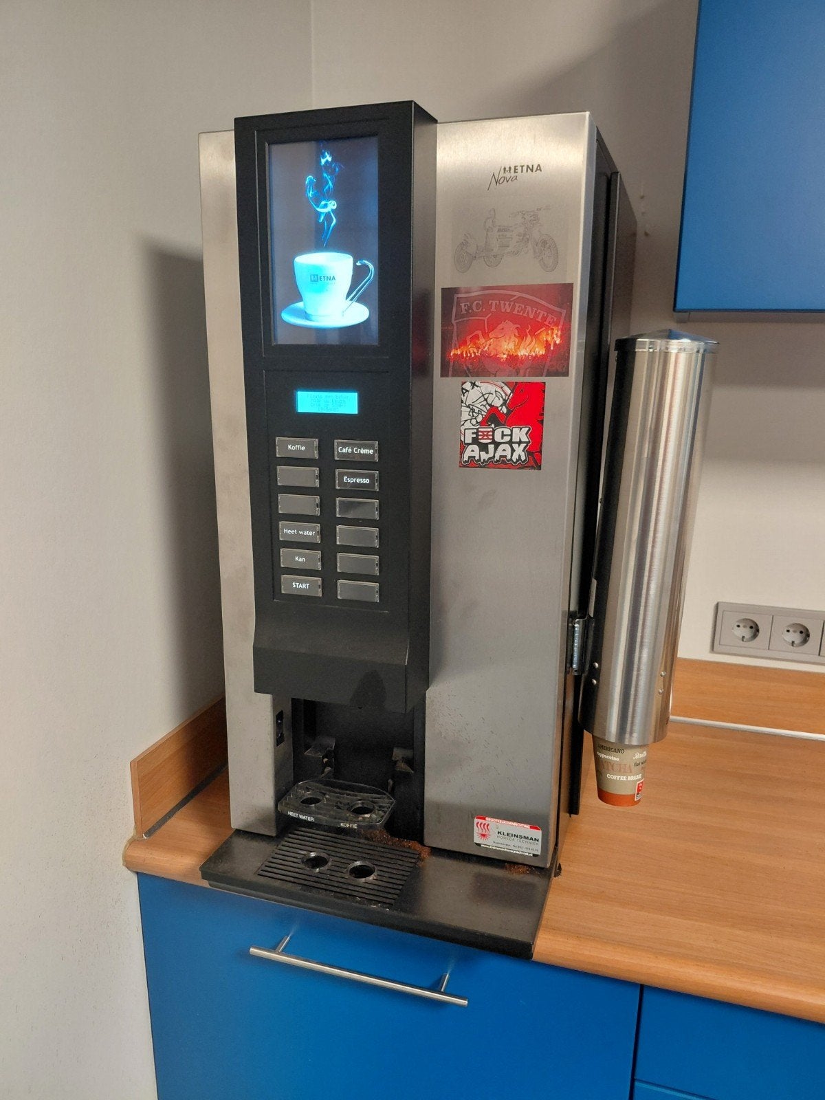 ETNA Nova Koffiemachine met bekerhouder, Ophalen, Gebruikt, Overige typen, 10 kopjes of meer