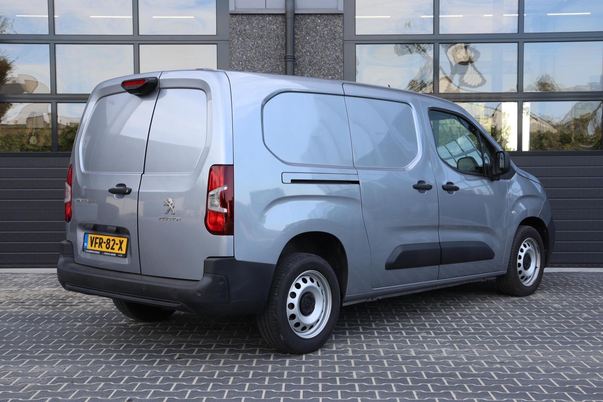 Peugeot Partner bestel 1.5 BlueHDI Long L2H1 l AUTOMAAT l CA, Auto's, Dealer onderhouden, Stof, Gebruikt, Euro 6