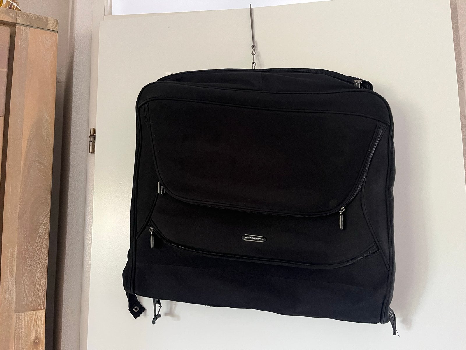 Zakelijke kledingtas / travelbag - United Colors of Benetton, 20 tot 30 cm, Zwart, Ophalen of Verzenden, Zo goed als nieuw