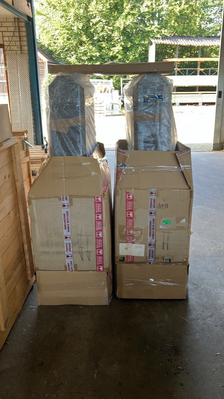 Egglestone on its way to new adventures, Egglestone, Zo goed als nieuw, Basreflex, Nvt