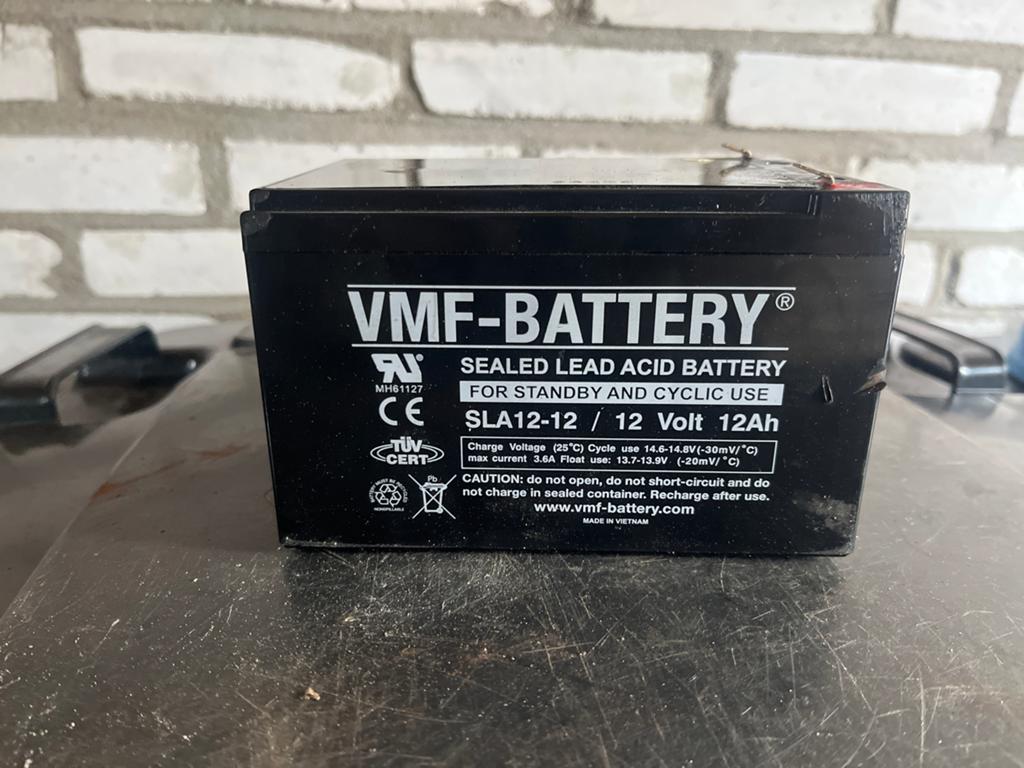 VMF-BATTERY SLA12-12 12V 12Ah Loodaccu, Ophalen of Verzenden, Gebruikt, Universele onderdelen