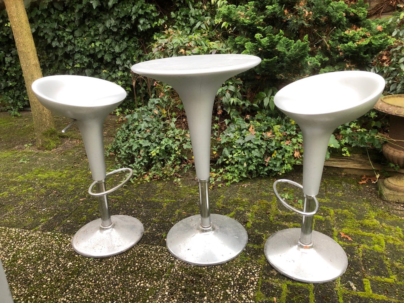 Originele Bombo set: tafel met 2 krukken, Ophalen of Verzenden, In hoogte verstelbaar, Gebruikt, Kunststof