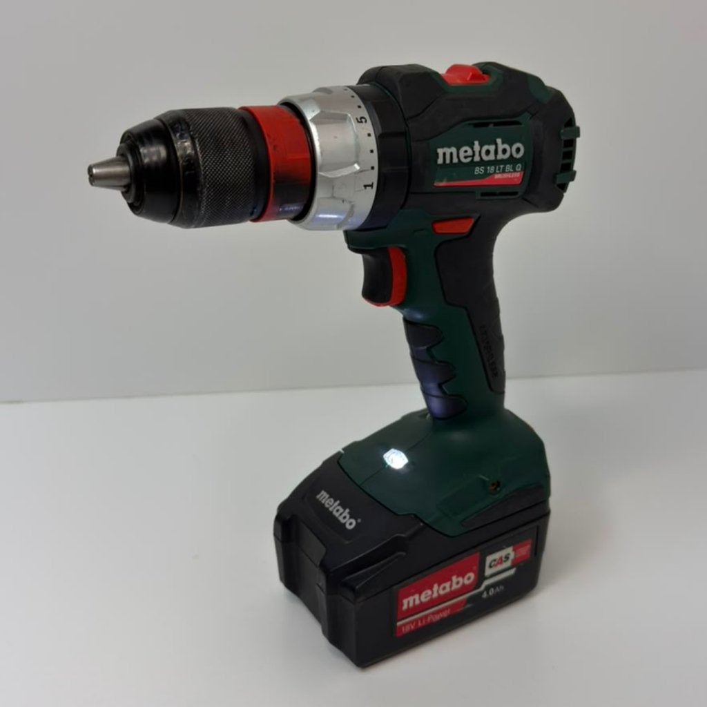 Metabo BS 18 LT Bl Quick 18v 4.0accu | nette staat, Metabo, Zo goed als nieuw, Support@metabo.com, Metabo Corporation, Metabo-Werke GmbH, 
72622 NÃ¼rtingen
Germany