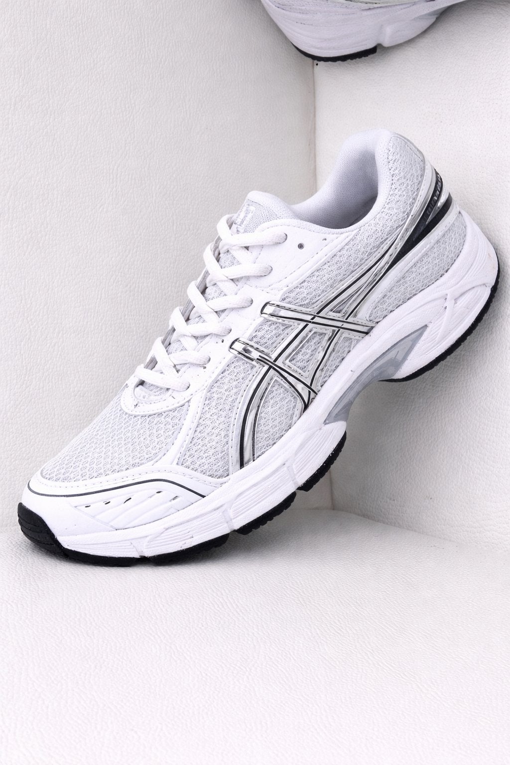 Asics, Sport en Fitness, Loopsport en Atletiek, Ophalen of Verzenden, Zo goed als nieuw, Hardloopschoenen, Asics