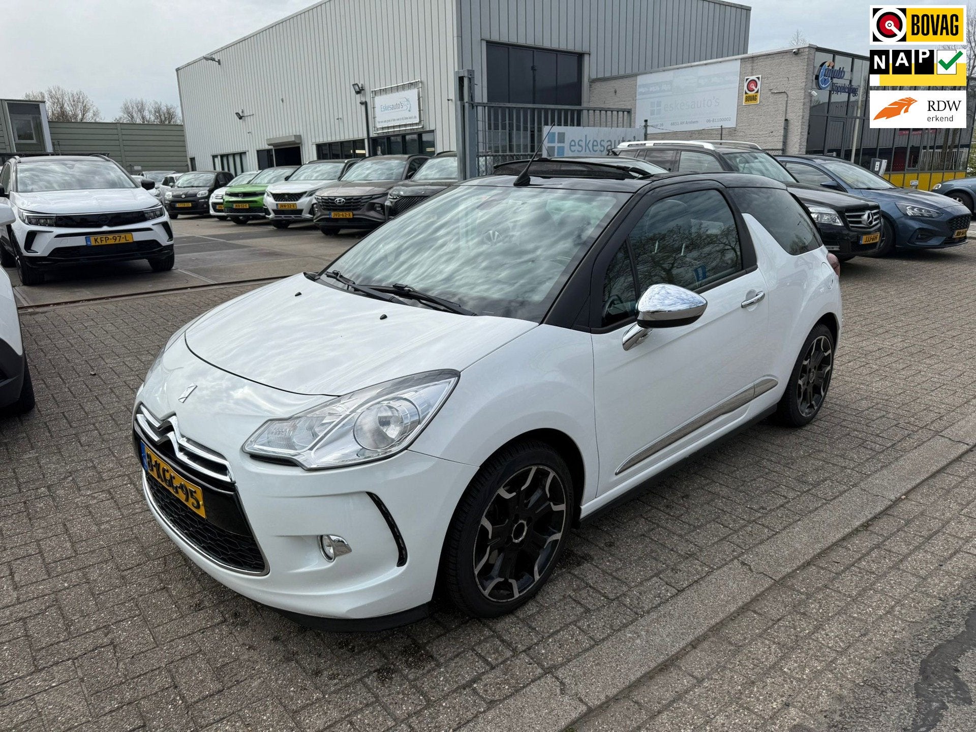 Citroen DS3 Cabrio 1.6 THP Sport Chic, Cabrio, NAP, Navi, Voorwielaandrijving, Stof, Gebruikt, Parkeersensor