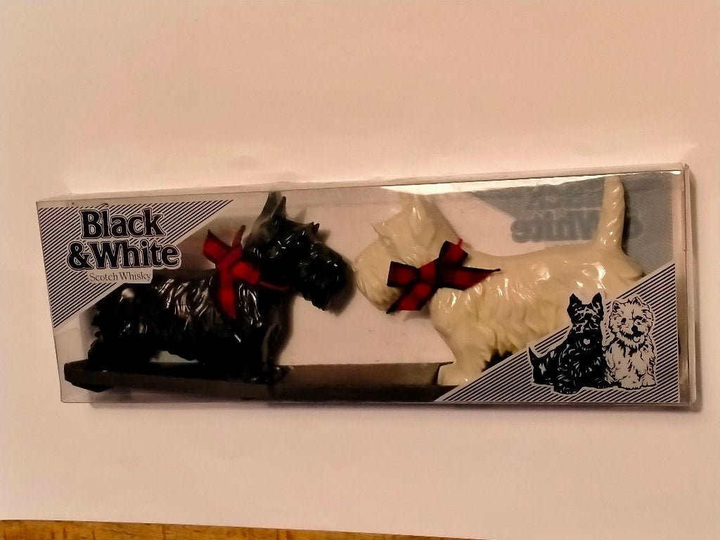Black & White Scotch Whisky honden reclame set promo figuren, Ophalen of Verzenden, Zo goed als nieuw, Overige typen